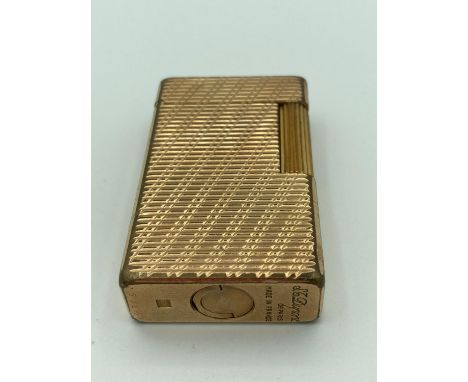 Vintage Gold Plated DuPont lighter with full set of markings to base. 