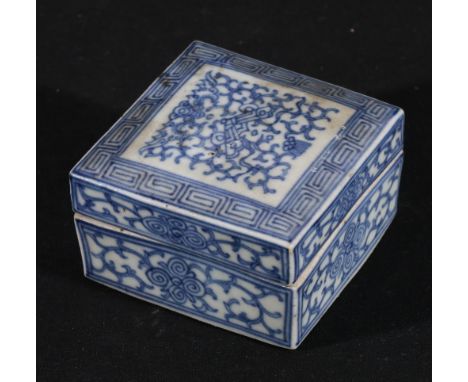 19th century Chinese blue and white box of square section, the exterior decorated with key fret and scroll patterns, mark to 
