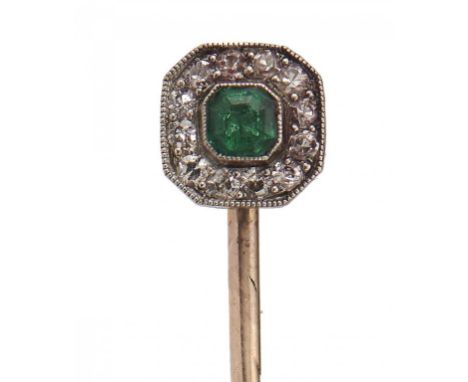 CARTIER. A GOLD STICK PIN WITH EMERALD AND DIAMOND TERMINAL, EARLY 20TH C terminal 0.5 x 0.5cm, signed Cartier, and inventory