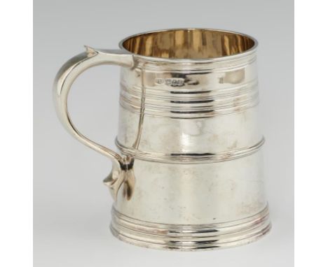 BRITANNIA STANDARD.  A ROBERTS &amp; BELK SILVER MUG  12cm h, marks of Roberts &amp; Belk Ltd, Sheffield 1922, 16ozs 14dwts++