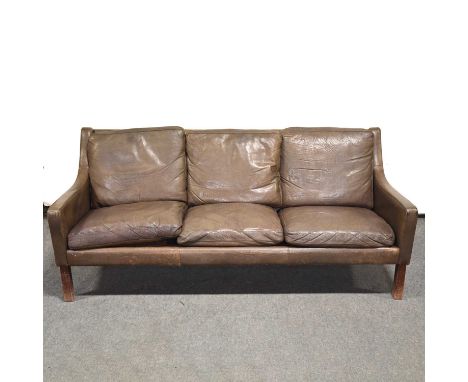 Mid-Century three-seat leather sofa, designed by Børge Morgenson, model 2209, designed 1965, mushroom-coloured leather, stain