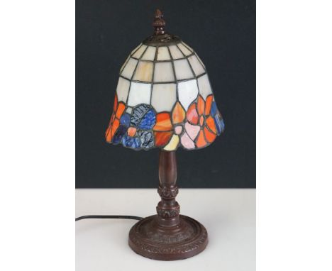 Tiffany style table lamp 