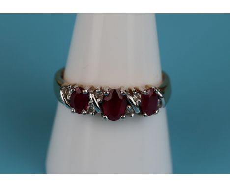 Gold ruby &amp; diamond set ring (Size: R)
