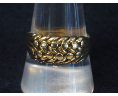 18ct gold ring, approx. weight 6g.(B.P. 24% incl. VAT)