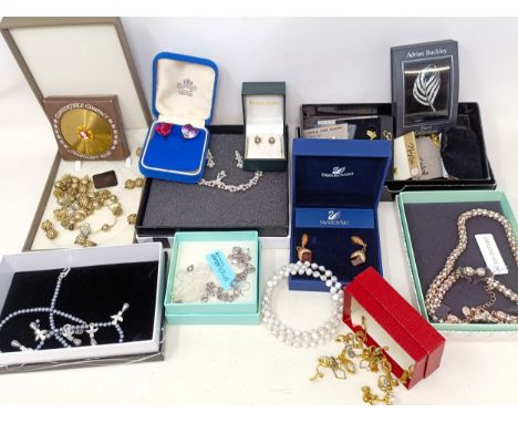 Assorted costume jewellery, and three handbags
