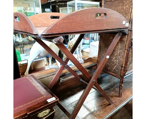 A mahogany butler's tray on stand, 70 cm wide