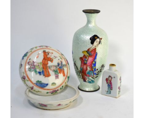 A Chinese famille rose circular box and cover, 9.5cm diameter; together with a famille rose Chinese snuff bottle, and a Japan