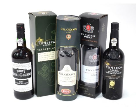 W & J Grahams 75 cl late bottled vintage port 1994 in presentation box to/w bottle of Fonseca Guimaraens vintage port 1986, F