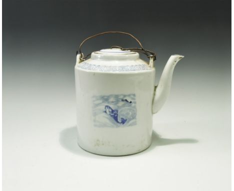 Qing Dynasty, 1616-1911 AD. A white-glazed drum-shaped ceramic teapot with chamfered shoulder and raised rim, two loops to th