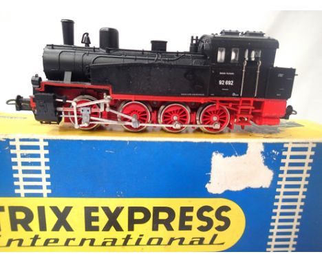 Trix 2428 D.B. BLACK BR 92 tank loco 92-692 in very good condition, box fair. P&amp;P Group 1 (£14+VAT for the first lot and 