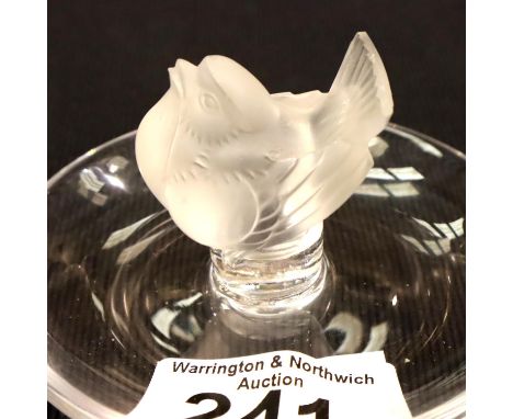 20th Century Lalique circular receiver, D: 10 cm. P&amp;P Group 1 (£14+VAT for the first lot and £1+VAT for subsequent lots)
