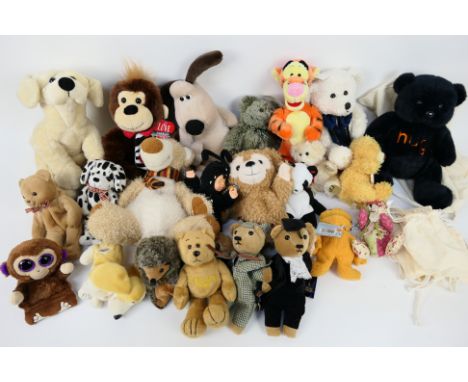 Bean bears and others - A collection of mixed bears. Approx 11 bean filled , to include: 2 x Velveteen bean bears in, Keel si