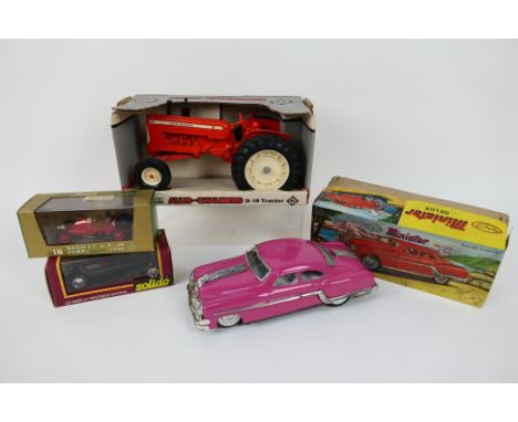 Ertl, Minister Delux, Solido, Brumm - 4 x boxed die-cast and tinplate model vehicles - Lot includes an Ertl #2220 'Allis-Chal