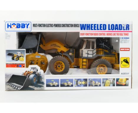 Hobby Engine - A boxed remote controlled 'Wheel Loader' construction vehicle - The #806 model comes with remote controller. C