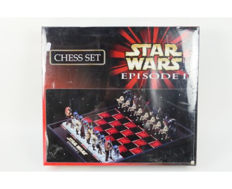 Star Wars - Episode I - The Really Useful Games Company - Chess Set. A boxed, factory sealed #95138 Episode I, Chess Set. Con