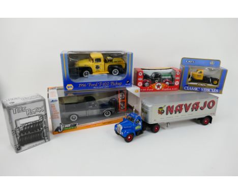 Jada - Ertl - First Gear - 5 x boxed models and 1 x unboxed including 1972 Chevy Cheyenne # 54027, 1956 Ford F-100 # 490017, 