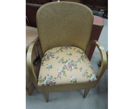 A woven fibre commode chair