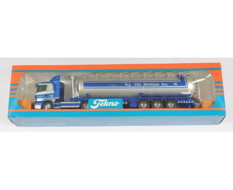 Tekno No.4411 1:50 Scale Scania 124L with Tanker "H.J. Van Bentum", with accessories, although unchecked for completeness, co