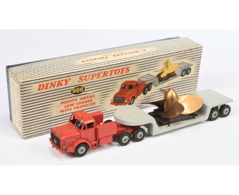 Dinky Toys 986 Mighty Antar Low Load with Propeller, Red tractor unit with Blue driver figure, Black grille, Grey hubs, Grey 