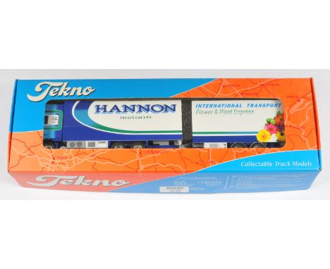 Tekno The Irish Collection No.27 1:50 Scale DAF XF 490 with Close Couple Trailer "Hannon", with accessories, although uncheck