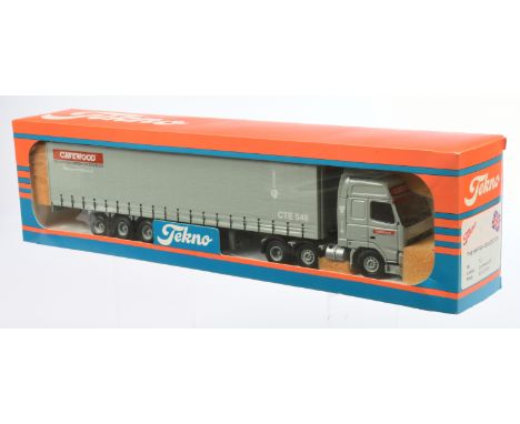 Tekno The British Collection No.72 1:50 Scale Volvo FH12 with Curtain Side Trailer "Cavewood", with accessories, although unc