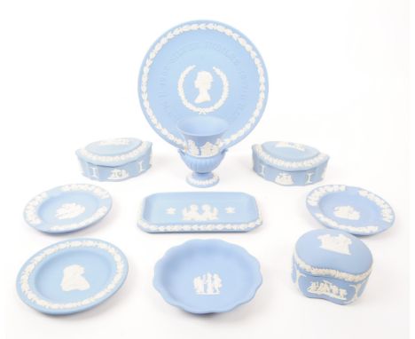 Wedgwood - Jasperware - A collection of vintage 20th century sky blue bisque porcelain items. To include lidded trinket boxes