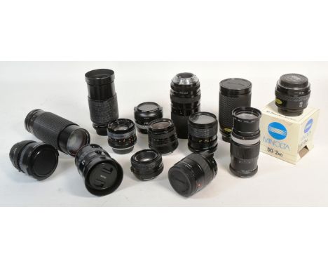 Minolta - A large collection of vintage 20th century Minolta mount AF and Manual lenses. The collection to include examples s