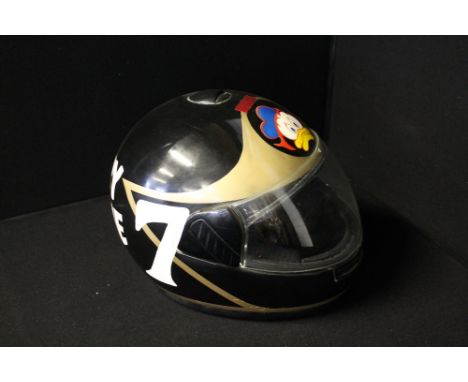 BARRY SHEEN REPLICA HELMET - a 1985 full sized Barry Sheen replica helmet manufactured 04/1993. Size S56 - MDS approved.