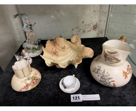 QTY OF ROYAL WORCESTER CHINA
