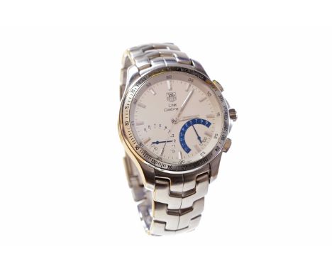 GENTLEMAN'S TAG HEUER LINK CHRONOGRAPH STAINLESS STEEL QUARTZ WRIST WATCH the round white dial with applied baton hour marker