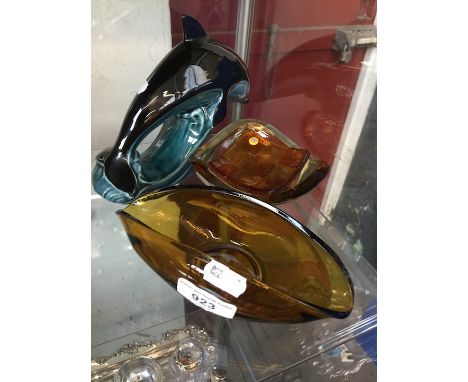 Three pieces of glass and a Poole dolphin 