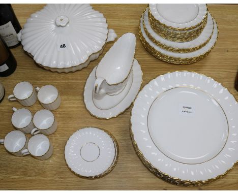 A Spode Midas pattern dinner service