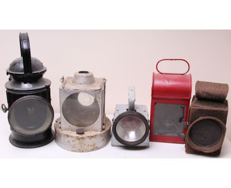 Lamp miscellany comprising: BR(W) brass collared 3 aspect Handlamp bearing oval brass plates, one being the manufacturer Polk