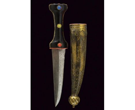 dating: 16th - 17th Century provenance: Turkey, Curved, double-edged blade, ribbed in the center, in damask. Wooden grip enla