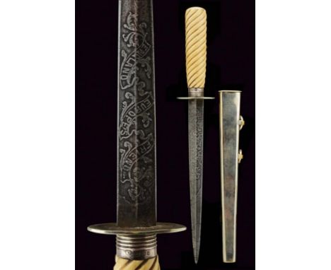 dating: early 20th Century provenance: England, Straight, double-edged blade, ribbed in the center, engraved until the half w