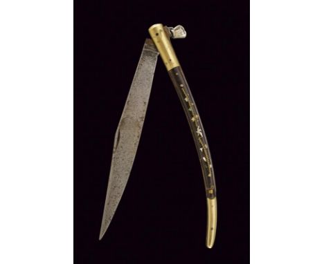 dating: circa 1900 provenance: Spain, Single-edged blade with hollow tip, tang. Grip with horn grip scales, decorated on one 
