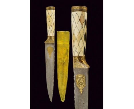 dating: 20th Century provenance: Indopersia, Straight, single-edged blade, in damask ,with chiselled back and golden cartouch