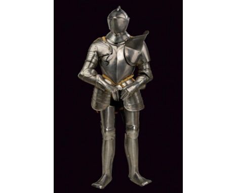 dating: third quarter of the 16th Century provenance: Italy, Fine, closed helmet. Skull in one piece, with medium high crest,