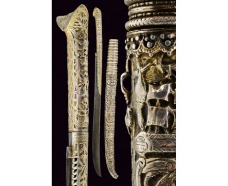 dating: 19th Century provenance: Greece, Slightly curved, single-edged blade, in damask, with rear groove and back chiselled 