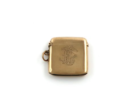 An Edwardian 9 carat gold vesta case, by William Neale, Chester 1906, plain rectangular form, with a monogram and with a ring