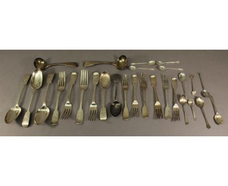 A QUANTITY OF MISCELLANEOUS SILVER FLATWARE mainly Victorian fiddle pattern, varying dates and makers. (QTY) 1.1kg(total) CON