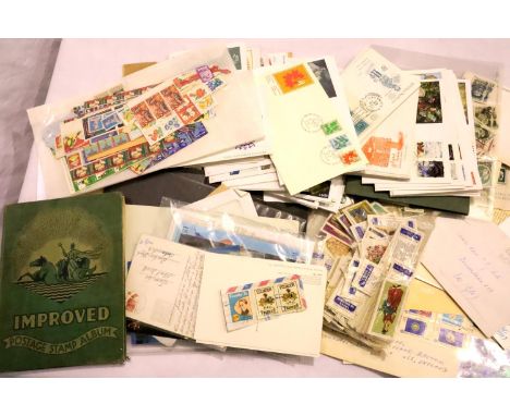 Collection of mixed stamps, covers etc. P&amp;P Group 1 (£14+VAT for the first lot and £1+VAT for subsequent lots) 