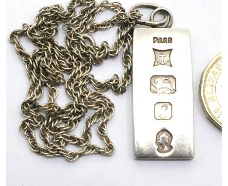 Hallmarked silver ingot and chain, 22g. P&amp;P Group 1 (£14+VAT for the first lot and £1+VAT for subsequent lots) 