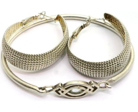 925 silver bangle and a pair of large 925 silver earrings, combined 17g. P&amp;P Group 1 (£14+VAT for the first lot and £1+VA