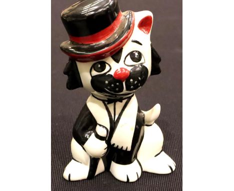 Signed Lorna Bailey cat in top hat, H: 12 cm. P&amp;P Group 1 (£14+VAT for the first lot and £1+VAT for subsequent lots) 
