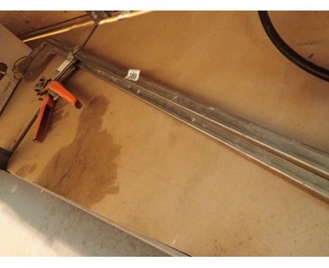 Pair of sash clamps 