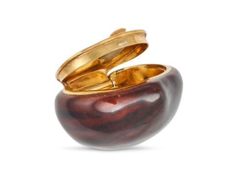 BULGARI, A VINTAGE ENAMEL CHESTNUT PILL BOX in 18ct yellow gold, the box designed as a chestnut relieved in brown and white e