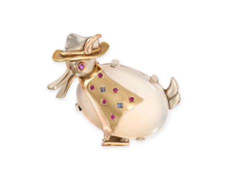 A VINTAGE RUBY, SAPPHIRE AND CHALCEDONY NOVELTY DUCK BROOCH in 14ct yellow gold, designed as a duck wearing a hat and a scarf