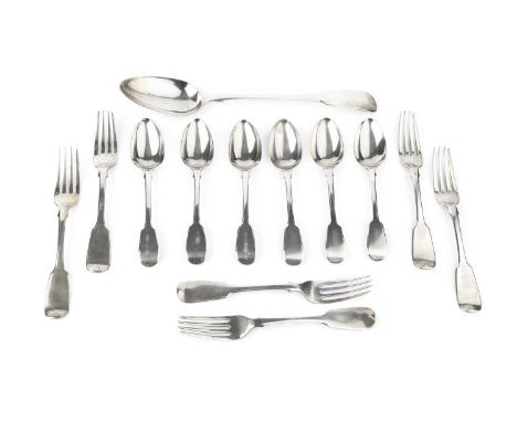 A William IV silver fiddle pattern gravy spoon, and six matching dessert spoons, by Mary Chawner, London 1836, together with 