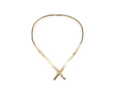 A 9ct gold collar necklace, of crossover herringbone design, hallmarked for Birmingham 1964, length 46cmLight surface wear th